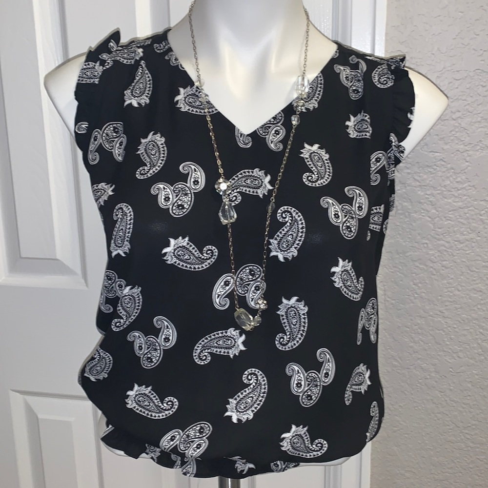 NWOT Ann Taylor Loft Paisley Blouse. Sz. XSP